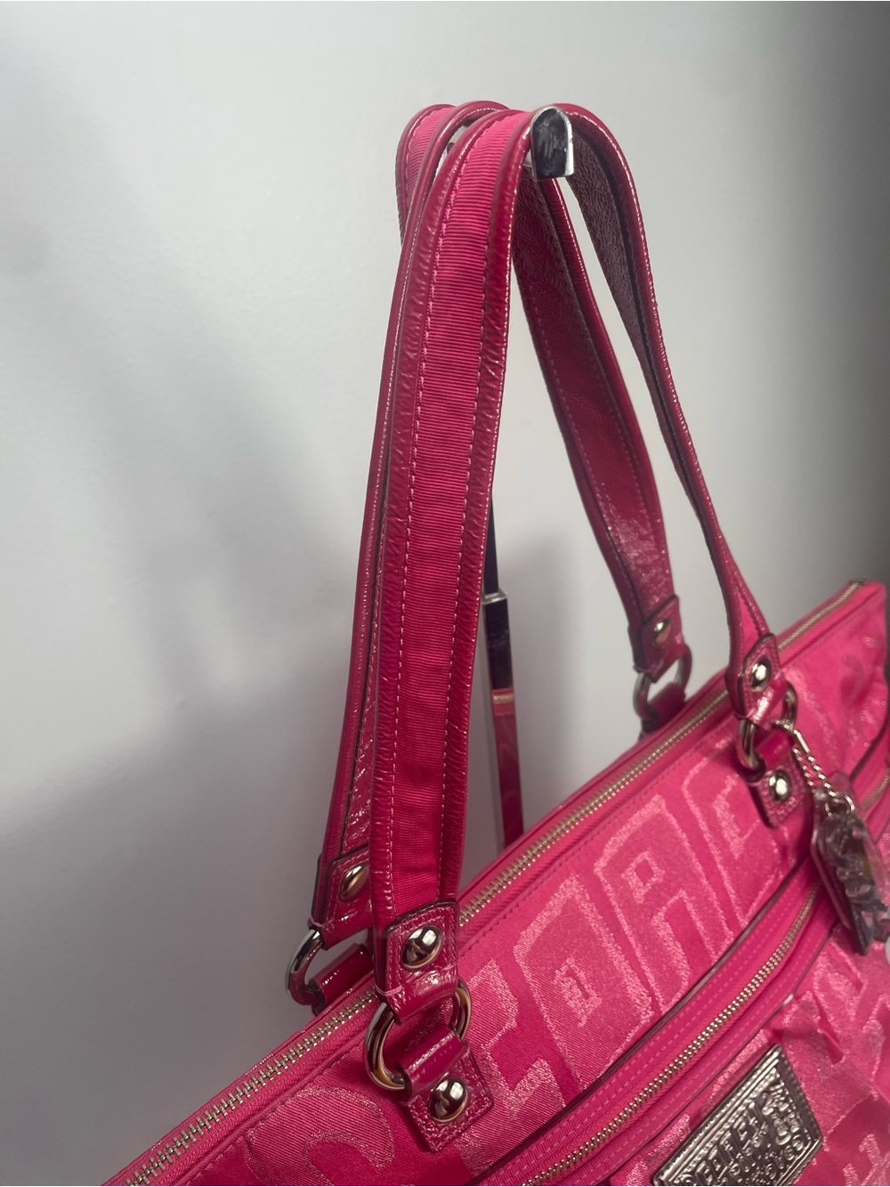 Coach Poppy Storypatch Glam Tote Limited Edition- Full inclusion - Picture 4 of 11